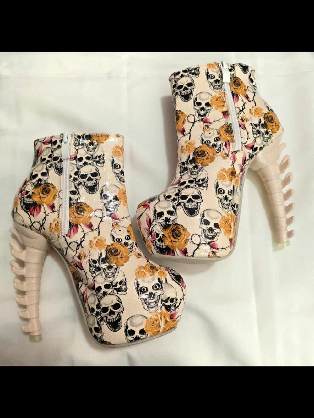 Show Story Skull Rose Spine Heel Platform Booties Size 5